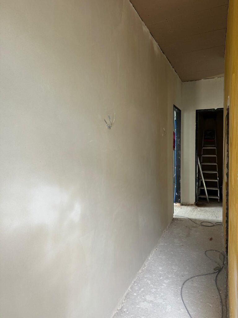 Stucen in gang in Arnhem