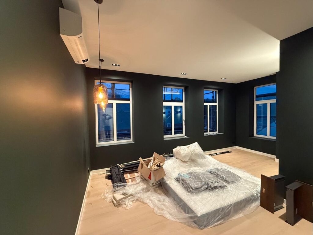 Schilderwerk slaapkamer in Oosterbeek